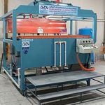 دستگاه وکیوم فرمینگ (لاریجانی)