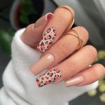 خدمات ناخن مژده