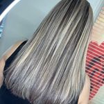 سالن تخصصی خدمات ناخن،فیشال،رنگ مش هلیا