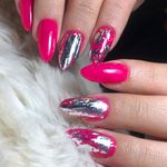 آموزش وخدمات کاشت ناخن راضیه