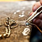 خدمات طلا و جواهر و فلزات زینتی رجبی