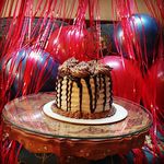 کیک و شیرینی خواجوی