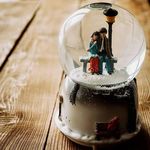 فروشگاه گوی موزیکال برفی روبوبیکا