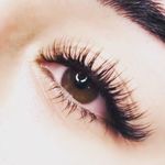 خدمات تخصصی اکستنشن مژه نوشین