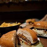 کافه رستوران حس نو