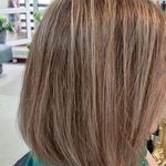 سالن آرایش و زیبایی رویا