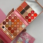 لوازم آرایشی آدریا