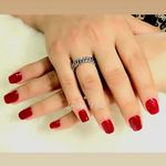 سالن کاشت ناخن رستا(دارای مدرک فنی حرفه ای وبین المللی)