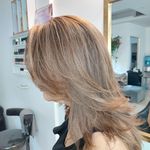 سالن آرایش و زیبایی رویا