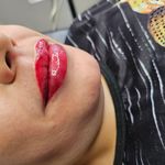 سالن آرایش و زیبایی رویا