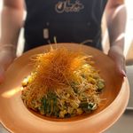 آموزشگاه آشپزی و شیرینی پزی میزبان