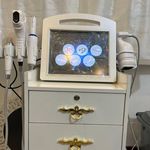 کلینیک پوست ، مو و زیبایی آیما