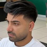 آرایشگاه مردانه نیاوران (عارف جلائیان)