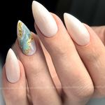 آموزش و خدمات تخصصی ناخن دریا تقی پور