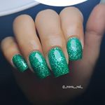 کاشت ناخن مونا شرفی