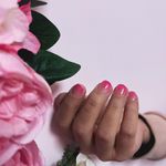خدمات ناخن تولیپیا