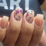 ناخن کار آزاده شورائی