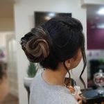 سالن زیبایی و آموزشگاه کلبه نیلوفر