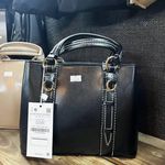 کیف وکفش مریخ
