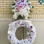 تاج گل های کرایه ای