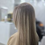 سالن آرایش و زیبایی رویا