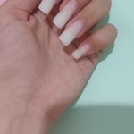 کاشت ناخن انیس