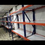 قفسه و تجهیزات