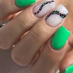 سالن زیبایی و آرایشگاه زنانه ملکه شادلی