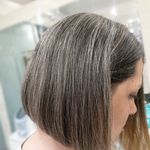 سالن زیبایی و آرایشگاه زنانه ملکه شادلی