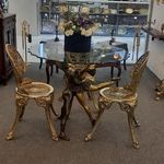 لوستر آپادانا