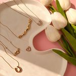 ساعت مچی و بدلیجات زریاس