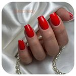 سالن خدمات و آموزش کاشت ناخن