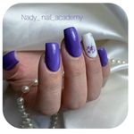 سالن خدمات و آموزش کاشت ناخن