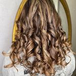 سالن زیبایی رویای آبی