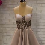 آموزشگاه خیاطی و مزون مروارید سفید