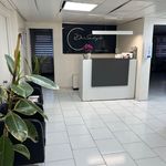 کلینیک پوست،مو و زیبایی دکتر  صادقی