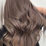 سالن تخصصی ناخن، مژه، رنگ و لایت لاراتیس