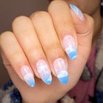 سالن تخصصی ناخن، مژه، رنگ و لایت لاراتیس