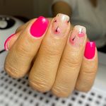 سالن تخصصی ناخن، مژه، رنگ و لایت لاراتیس