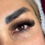 سالن تخصصی ناخن، مژه، رنگ و لایت لاراتیس