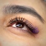 سالن تخصصی ناخن، مژه، رنگ و لایت لاراتیس