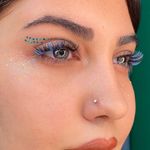 کاشت مژه نسترن