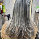 آرایشگاه زنانه و عروس سرای روناس