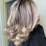 سالن زیبایی رویای آبی