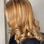 سالن زیبایی وآموزشگاه آرایشگری سحر امیری