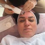 مرکز زیبایی ماندانا طاهری