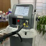 کلینیک لیزر و زیبایی آویژه