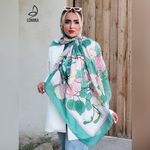 فروشگاه شال و روسری و پوشاک زنانه لومیکا