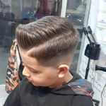 سالن تخصصی میکاپ داماد آقای استایل