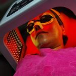 پاکسازی و فیشیال پوست نوری